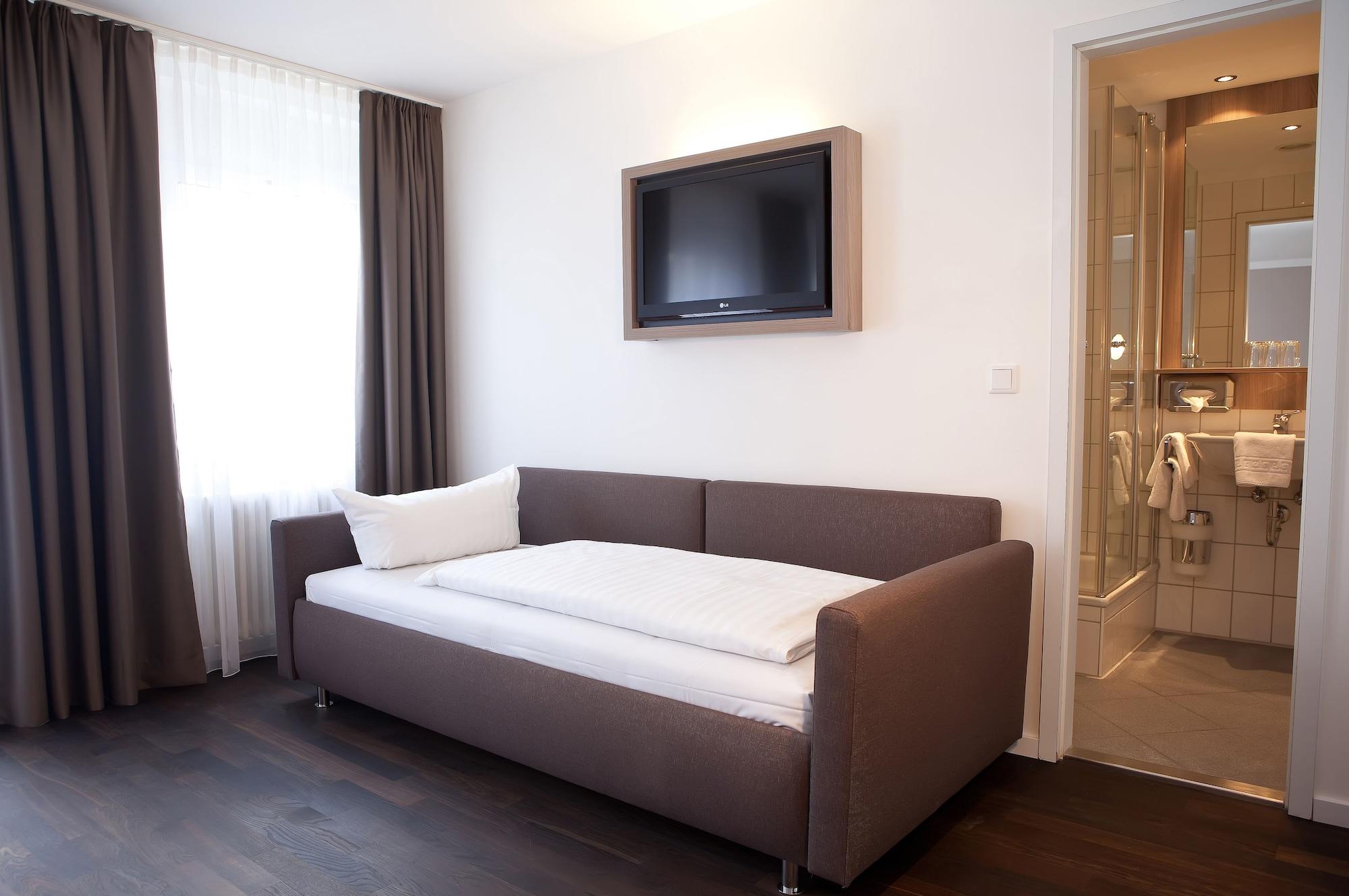 Hotel Manhattan 4*