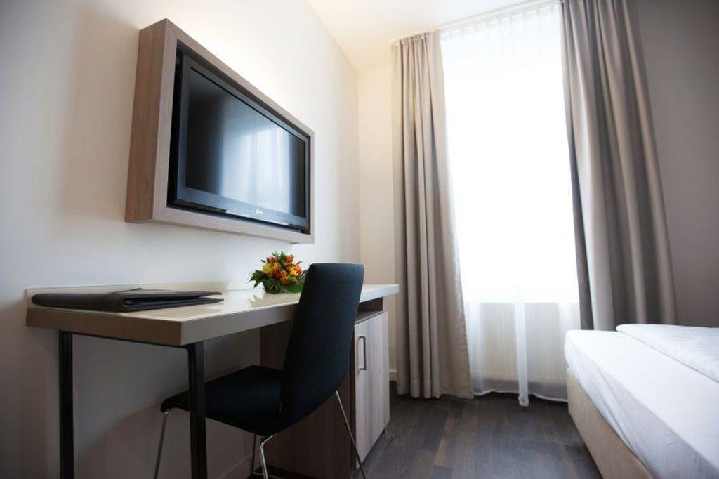 Manhattan 4*