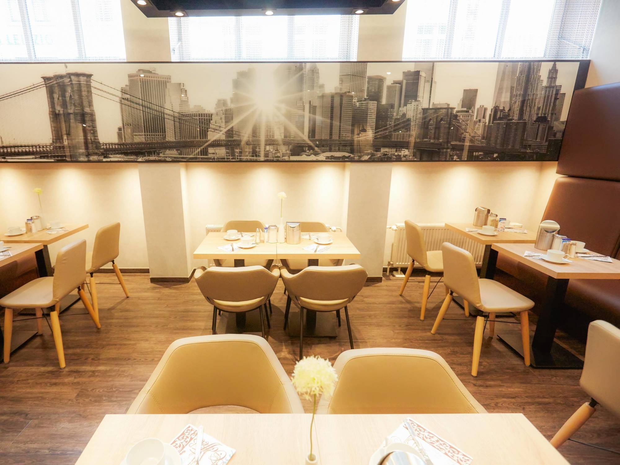 Hotel Manhattan 4*